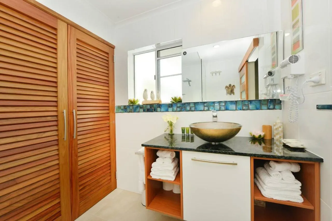 Tropical Palms Villa Port Douglas
